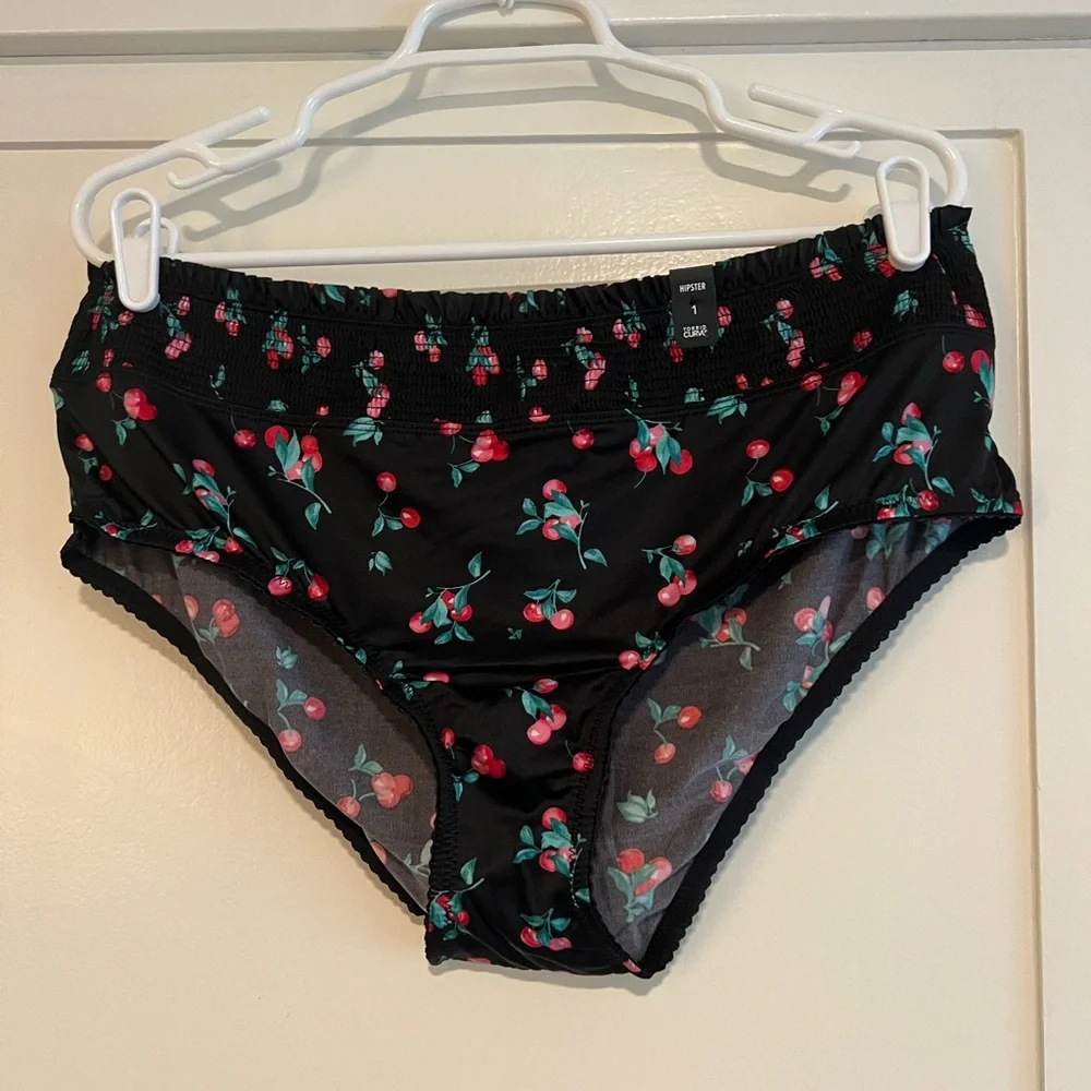 Black Cherry Print Bralette & Panty Set - Picture 2 of 2